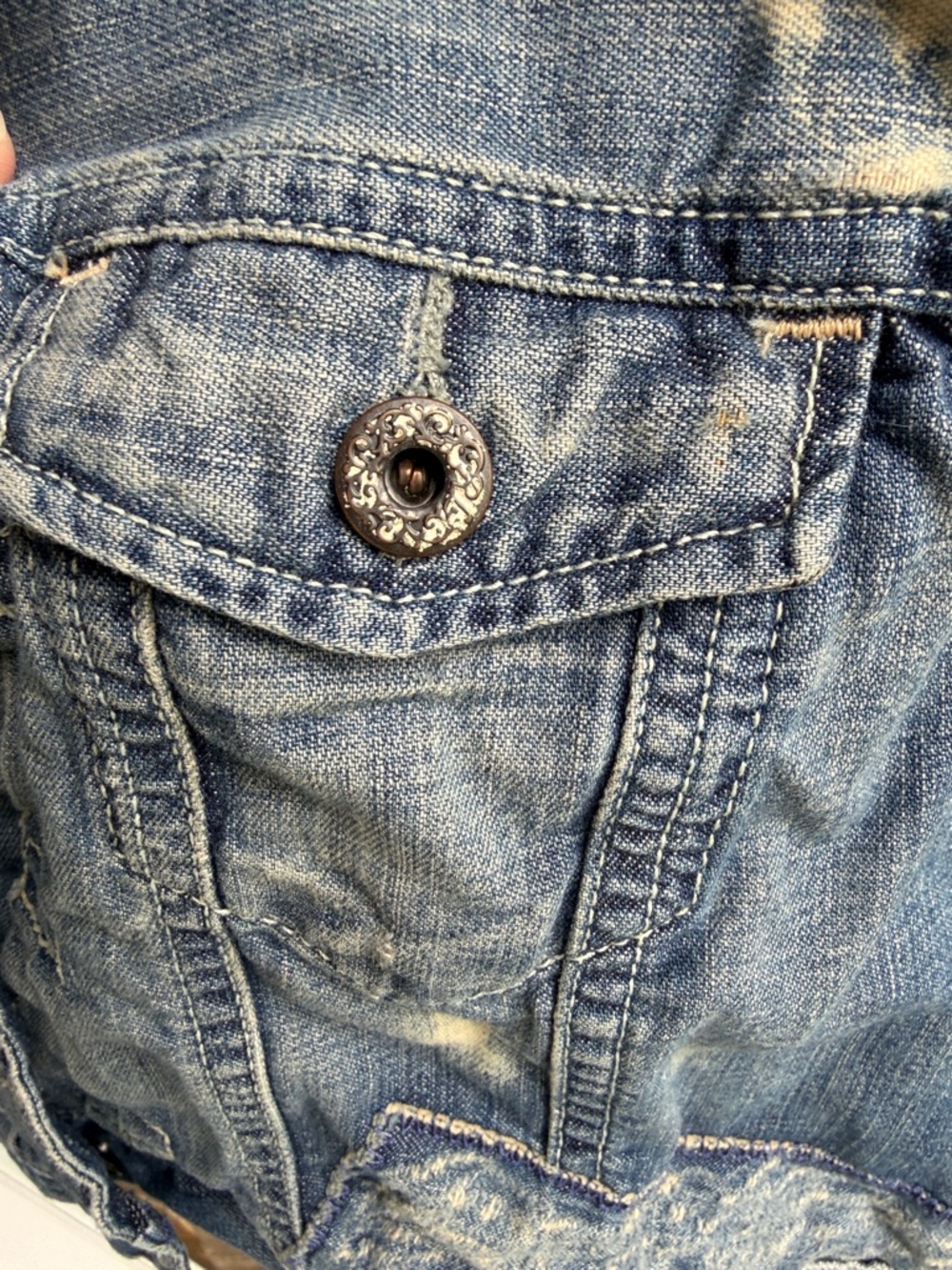 Ralph Lauren Light Blue Distressed Cropped Denim Jacket - Picture 5 of 5